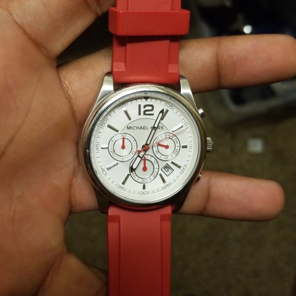 Michael Kors watch - Picture 1 of 3